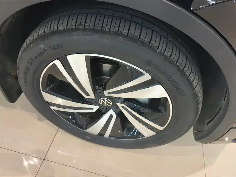 Volkswagen Tiguan X 2023 из CN, фото 2