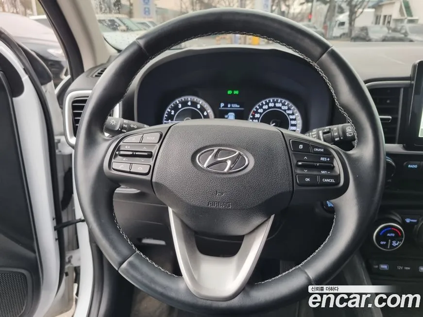 Hyundai Venue 2022 из KR, фото 7