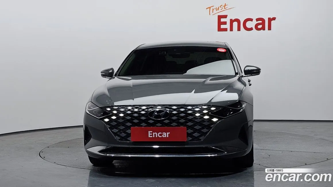 Hyundai Grandeur 2023 из KR, фото 2