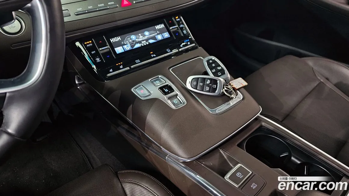 Hyundai Grandeur 2023 из KR, фото 3