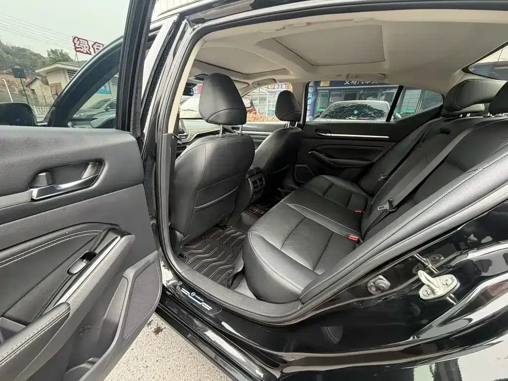Nissan Teana 2022 из CN, фото 4