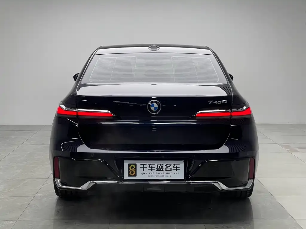 BMW 7 Series 2025 из CN, фото 2