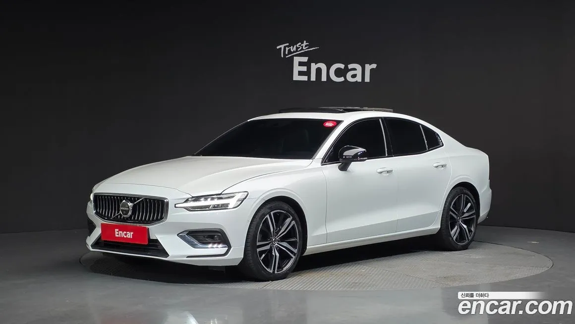 Volvo S60 2022 из KR, фото 1