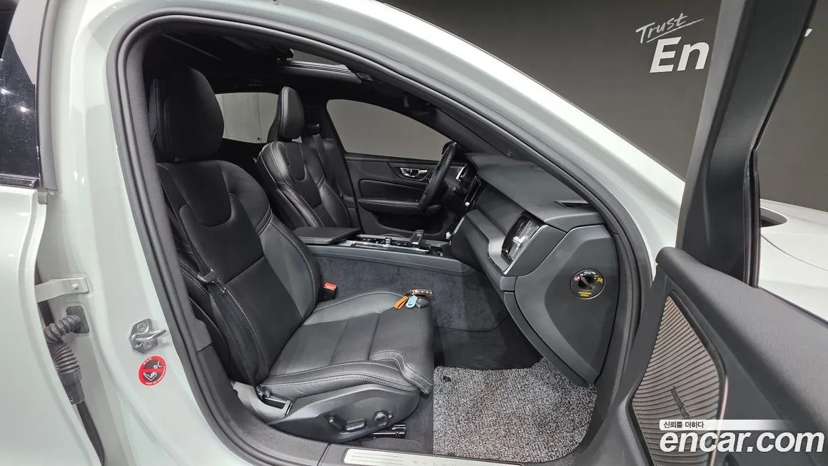 Volvo S60 2022 из KR, фото 10