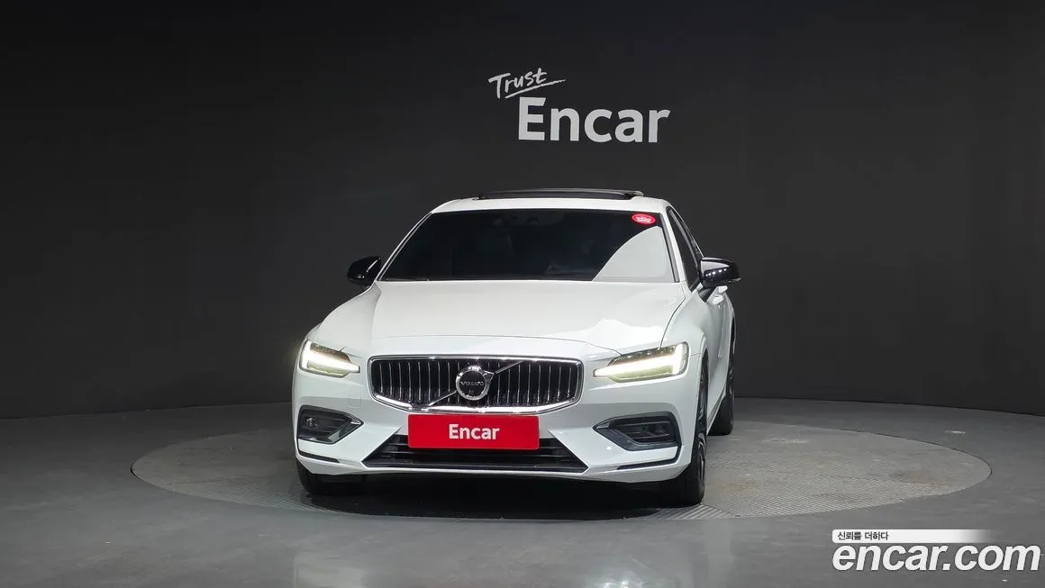 Volvo S60 2022 из KR, фото 5