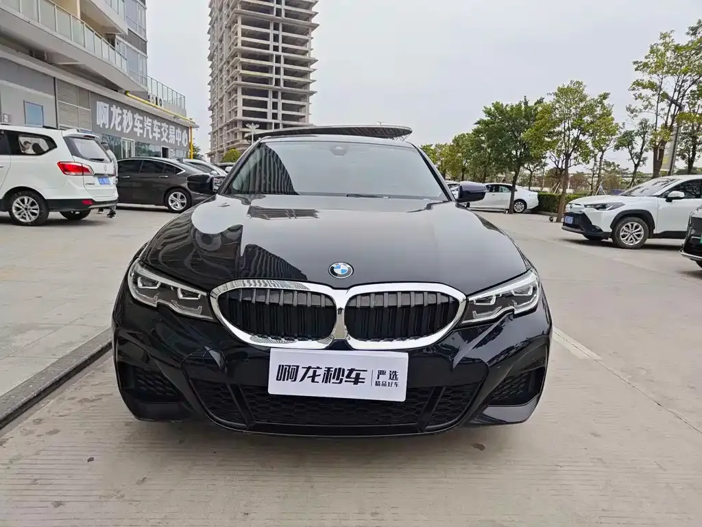 BMW 3 Series 2022 из CN, фото 9