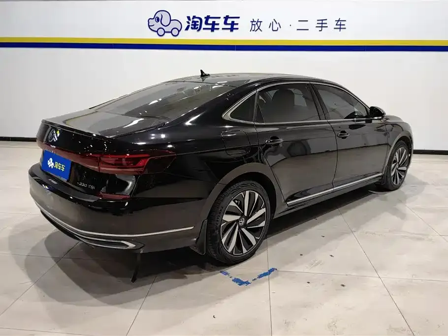 Volkswagen Passat — фото 5