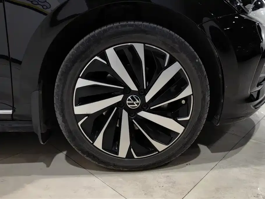 Volkswagen Passat — фото 2