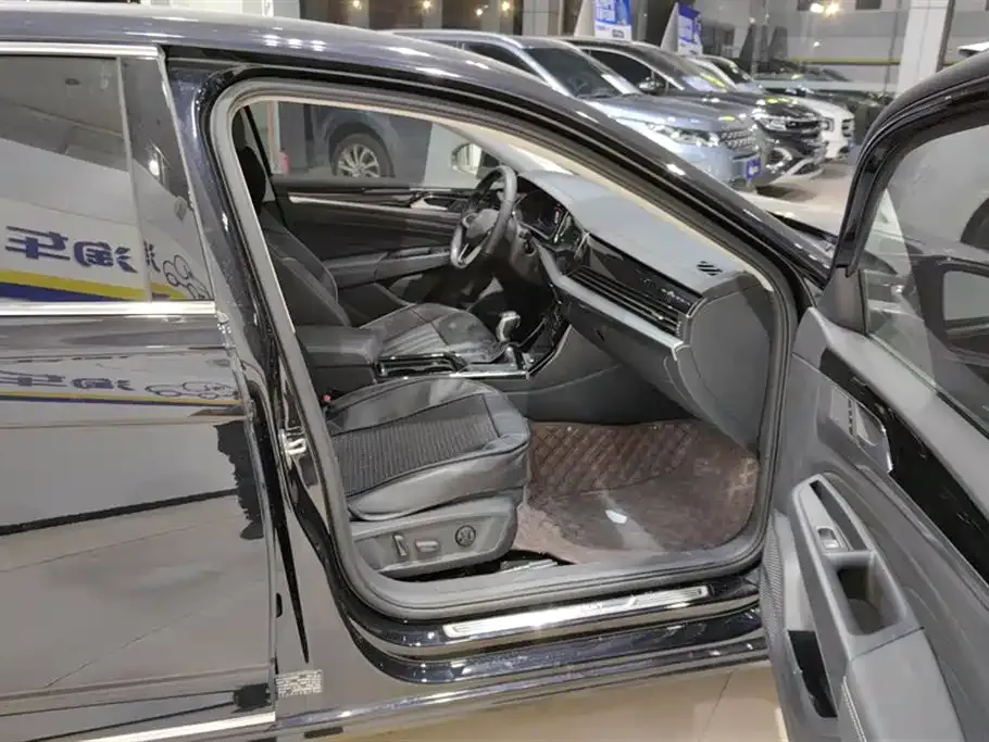 Volkswagen Passat — фото 10