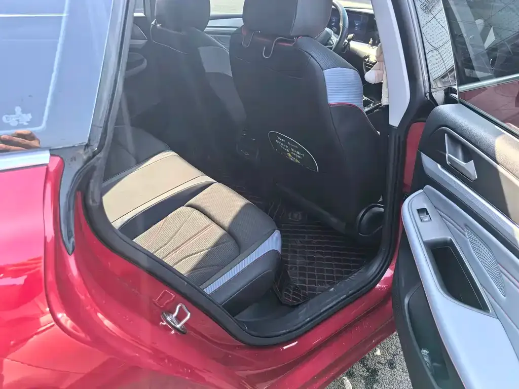 Volkswagen Lamando 2023 из CN, фото 2