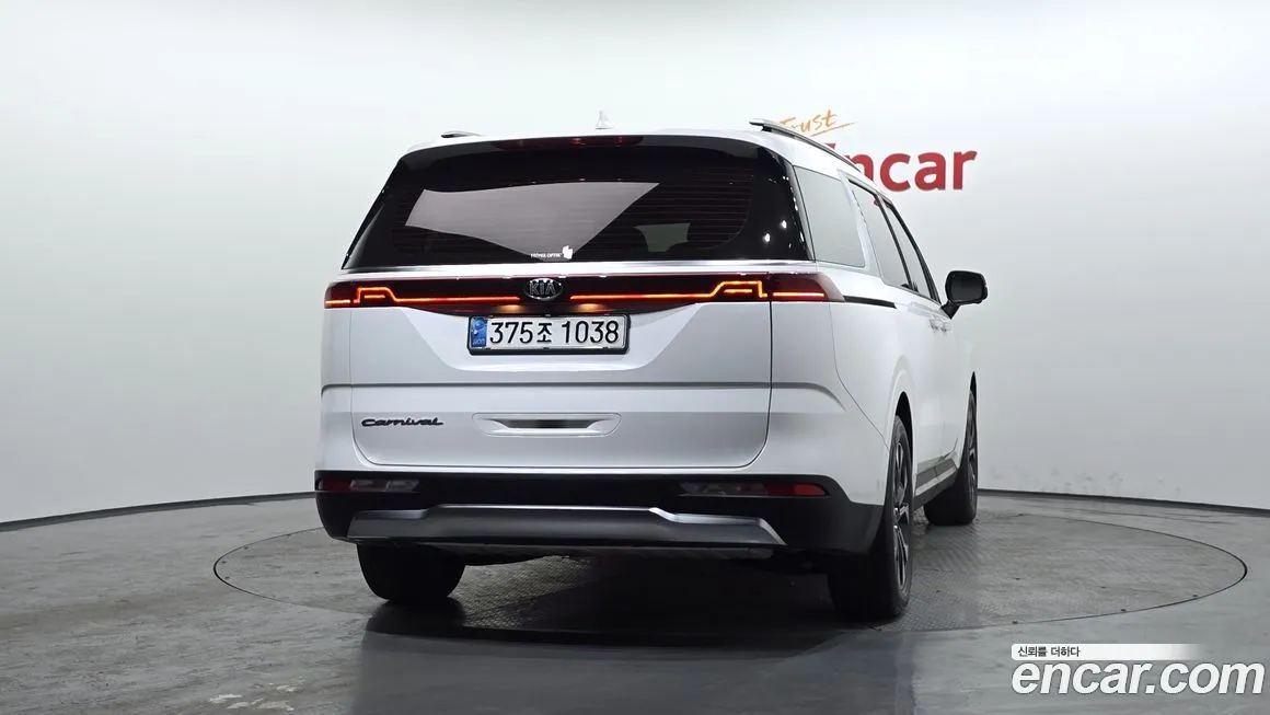 Kia Carnival 2021 из KR, фото 2