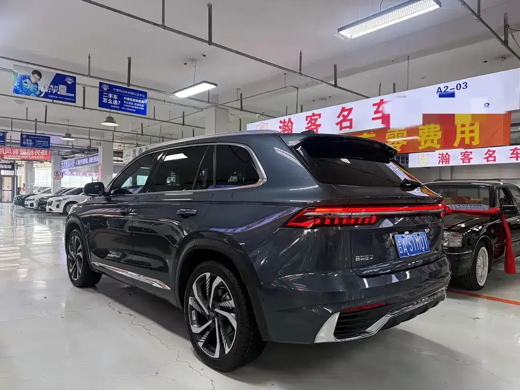Geely Xingyue L — фото 3