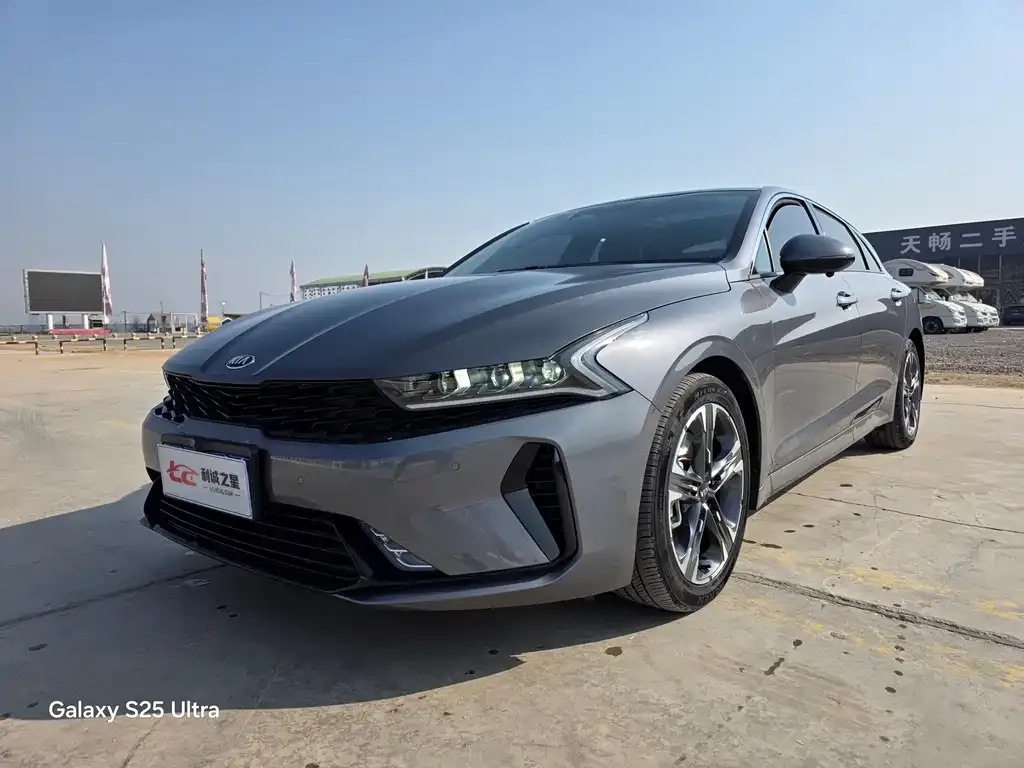 Kia K5 2021 из CN, фото 1
