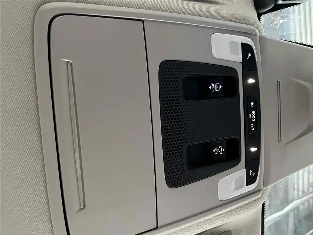 Honda Integra 2022 из CN, фото 4