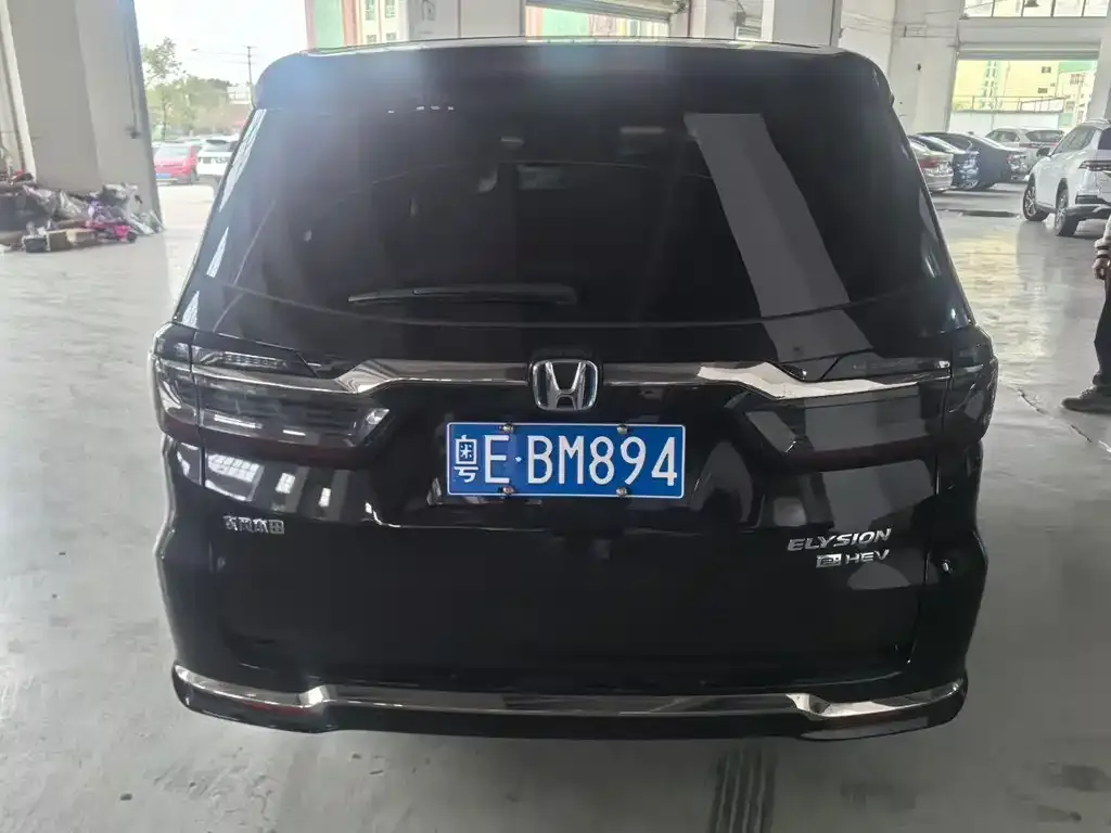 Honda Elysion 2022 из CN, фото 7