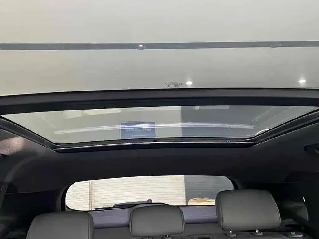 BYD L DM-i — фото 8