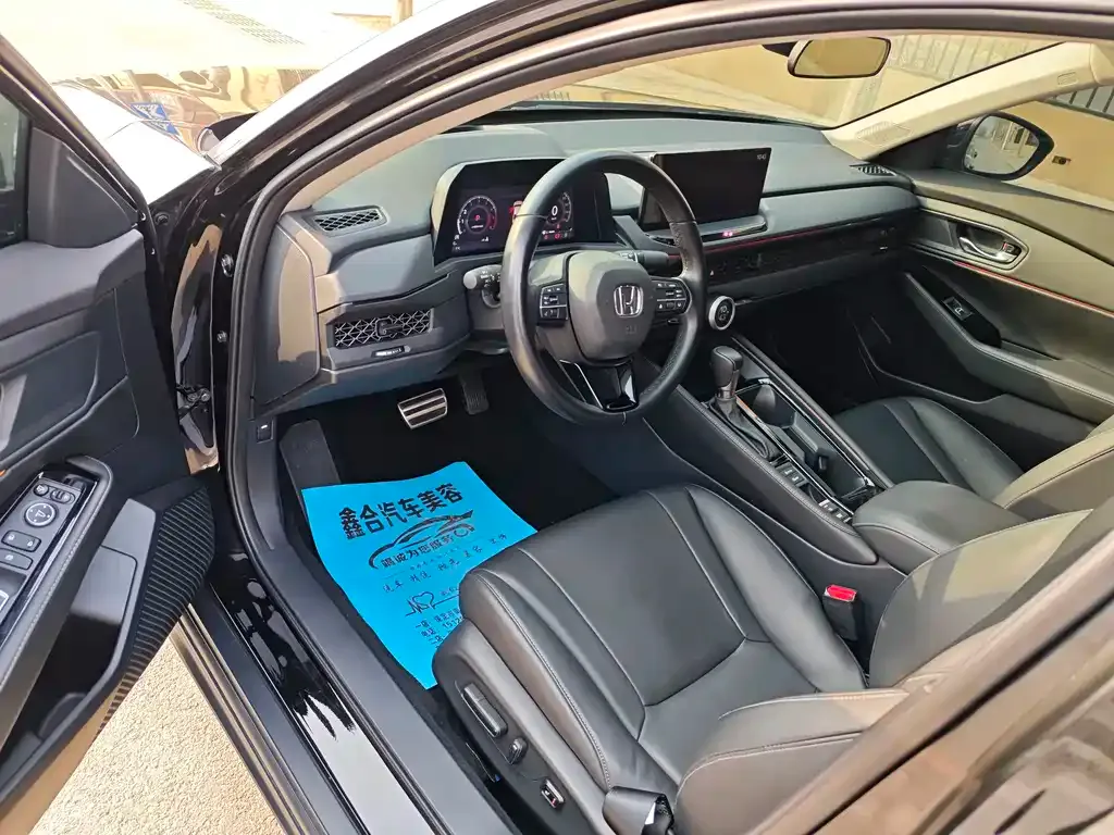Honda Accord — фото 3