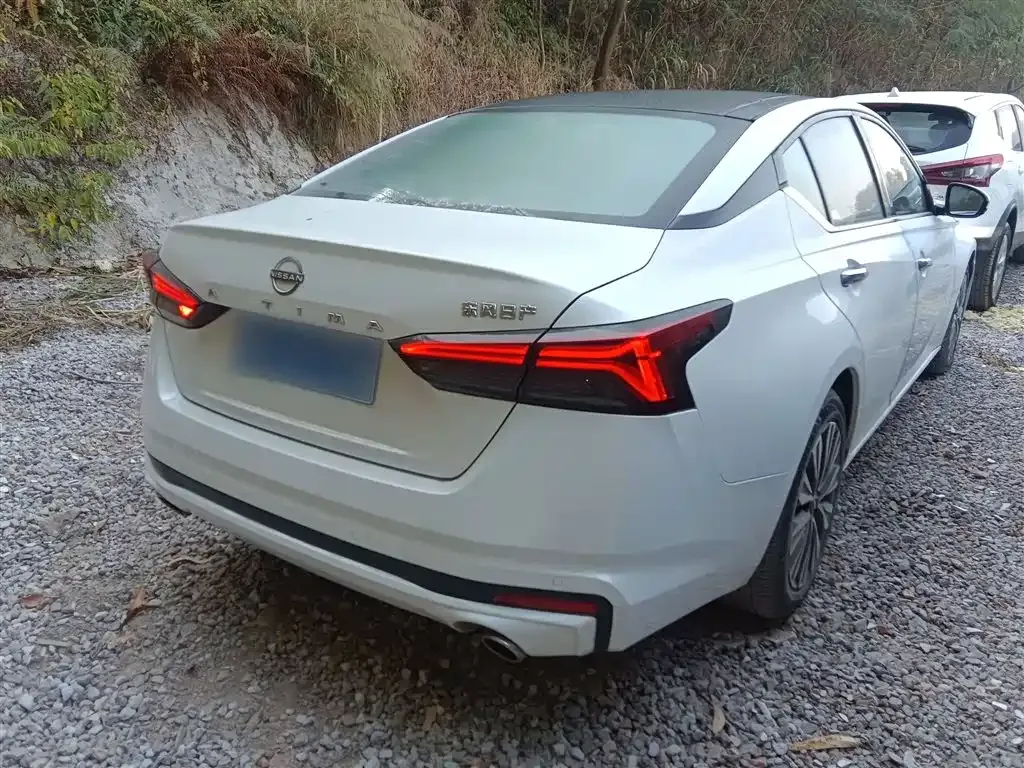 Nissan Teana 2023 из CN, фото 7