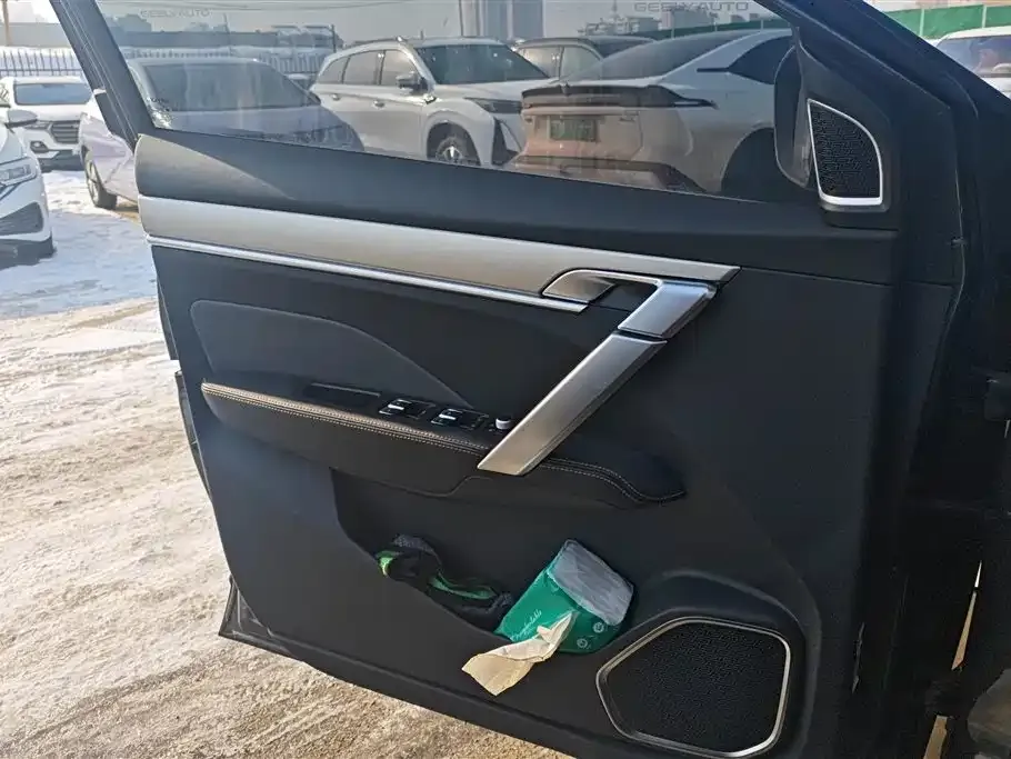 Geely Binyue 2025 из CN, фото 3