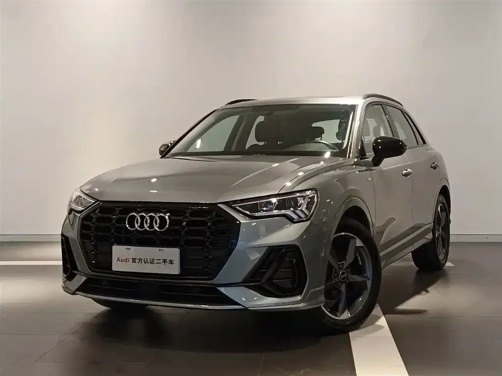 Audi Q3 2023 из CN, фото 1