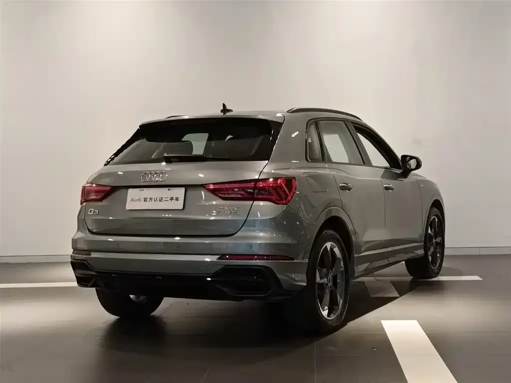 Audi Q3 2023 из CN, фото 3