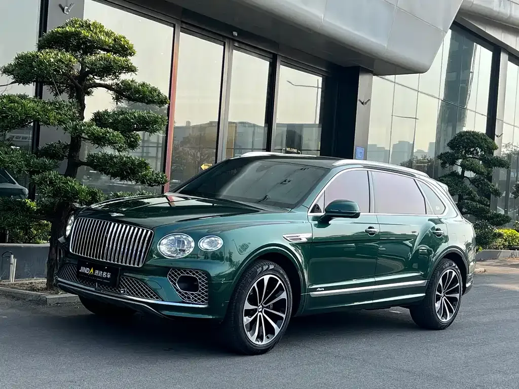 Bentley Bentayga 2024 из CN, фото 1