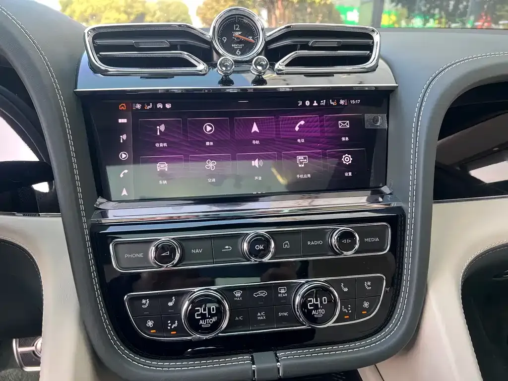 Bentley Bentayga 2024 из CN, фото 9