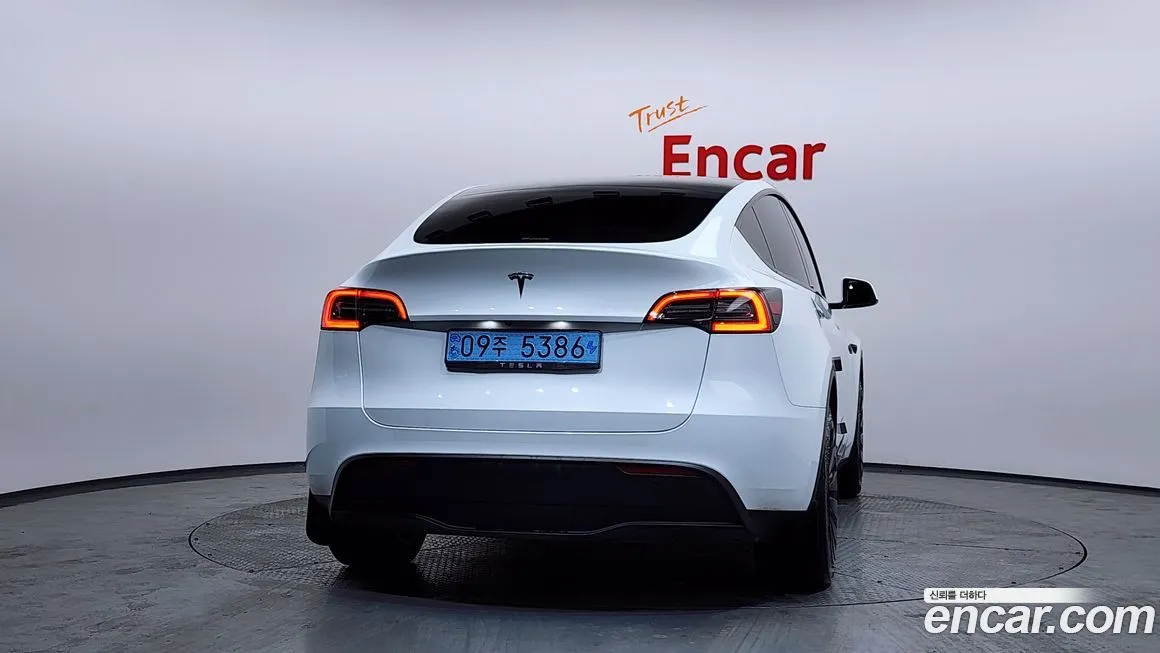 Tesla Model Y 2023 из KR, фото 4