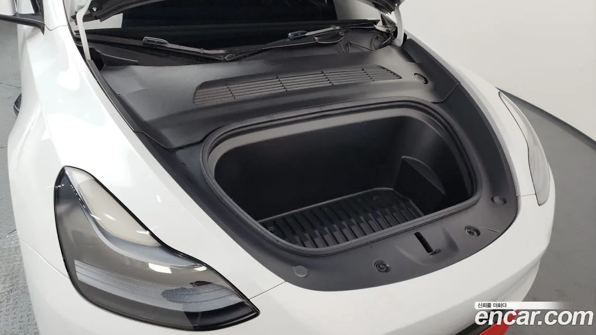 Tesla Model Y 2023 из KR, фото 6