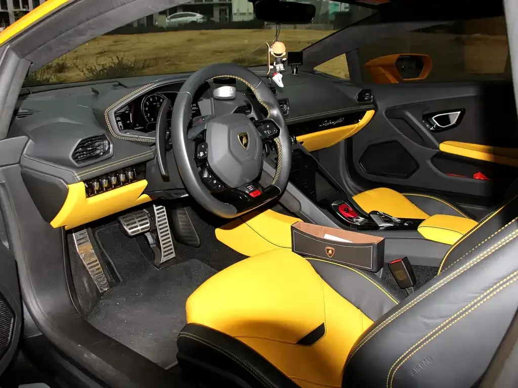 Lamborghini Huracan 2023 из CN, фото 4