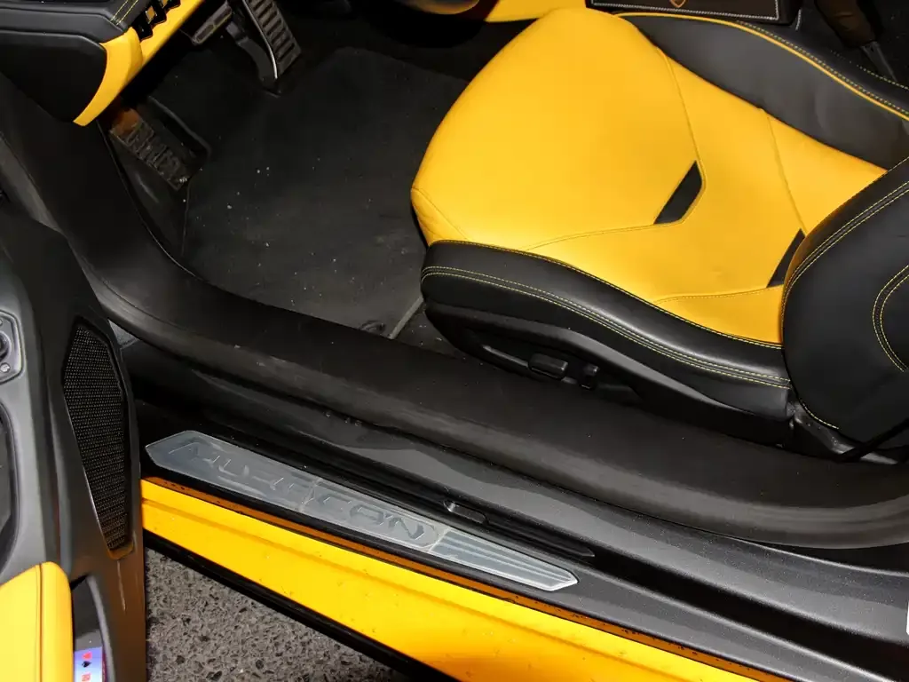 Lamborghini Huracan 2023 из CN, фото 2