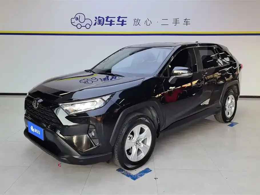 Toyota RAV4 2024 из CN, фото 1