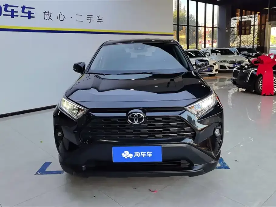 Toyota RAV4 2024 из CN, фото 2