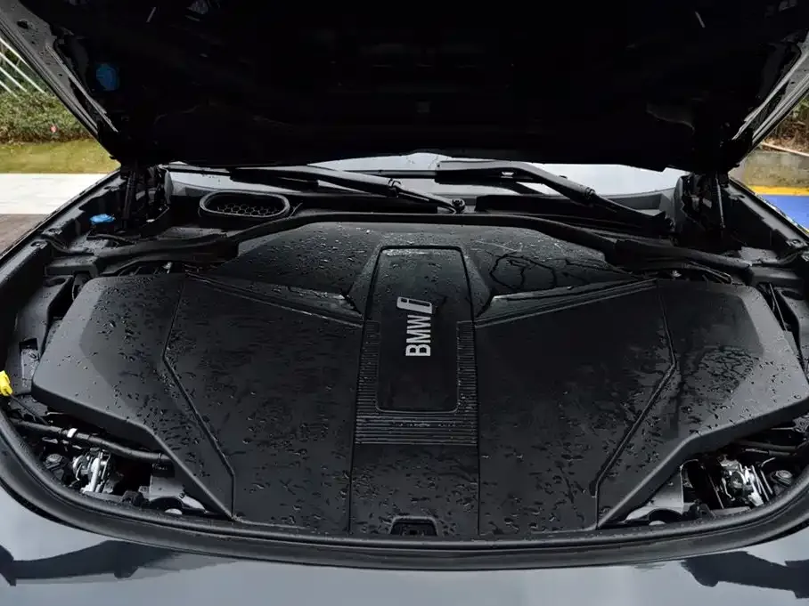 BMW i7 2025 из CN, фото 4