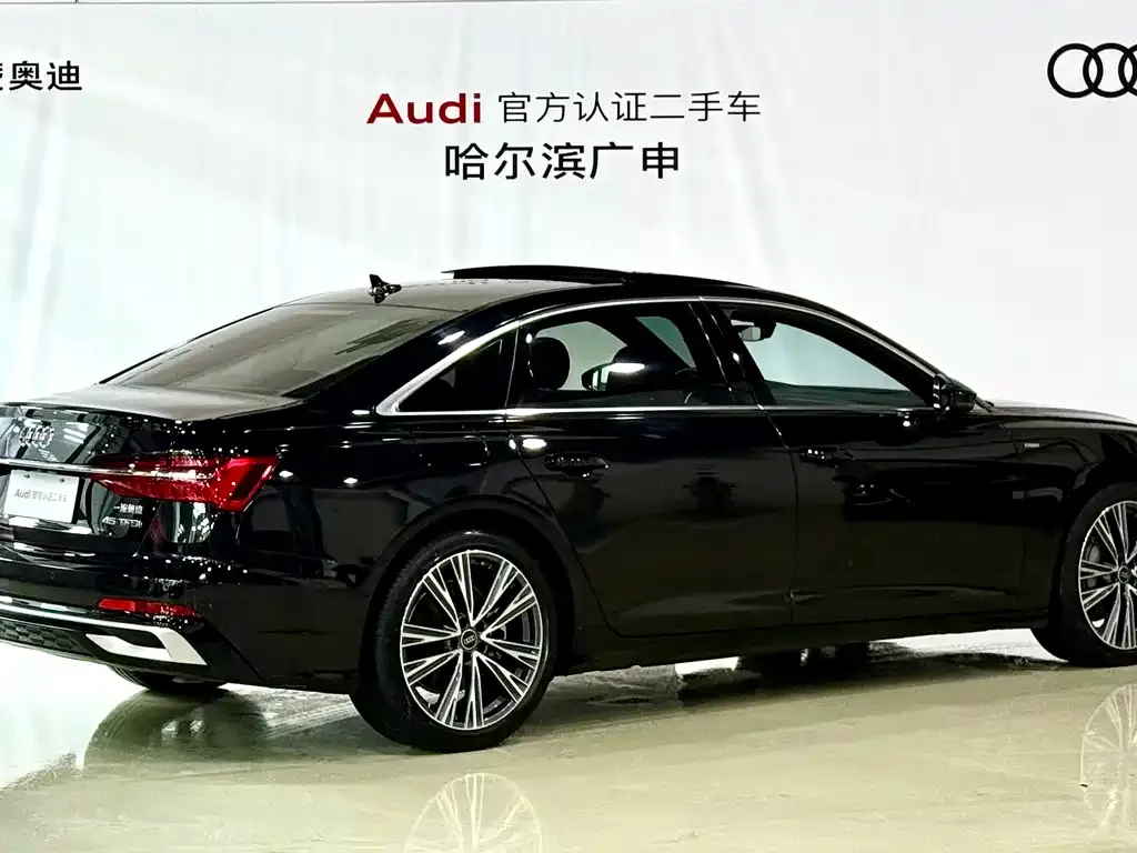 Audi A6L — фото 8