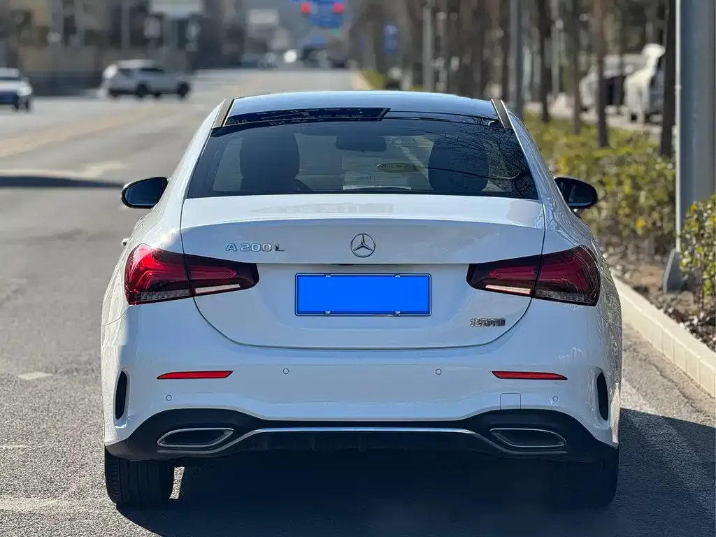Mercedes-Benz A-Class 2023 из CN, фото 2
