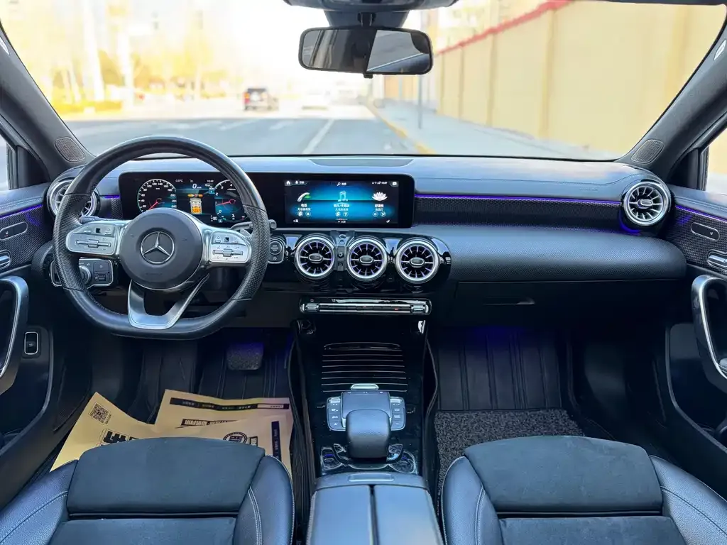 Mercedes-Benz A-Class 2023 из CN, фото 3