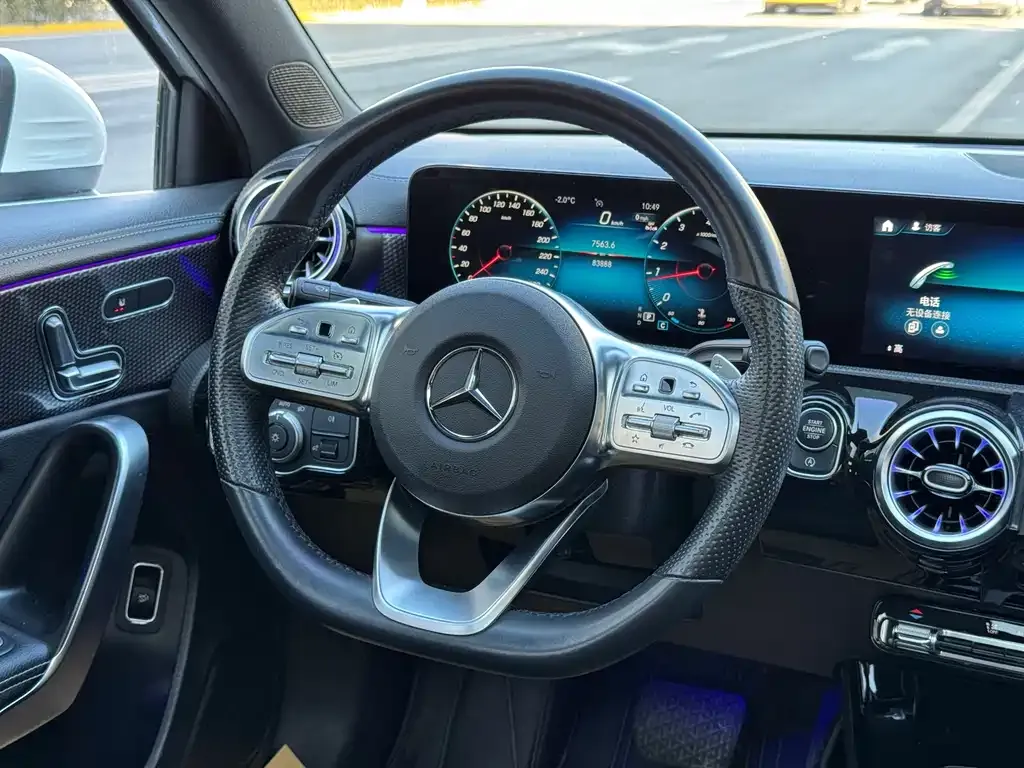 Mercedes-Benz A-Class 2023 из CN, фото 6