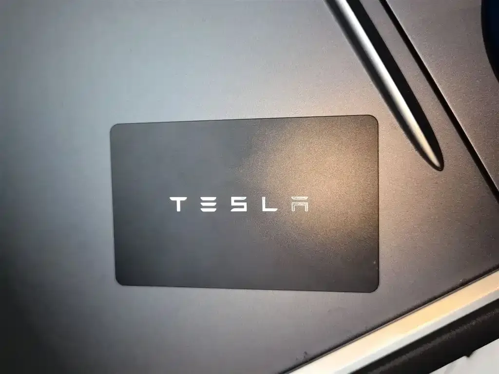 Tesla Model Y 2023 из CN, фото 9