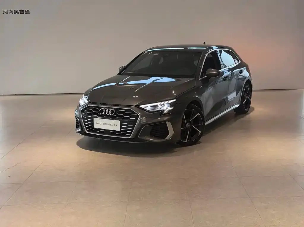 Audi A3 2022 из CN, фото 1