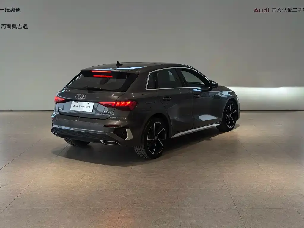 Audi A3 2022 из CN, фото 4