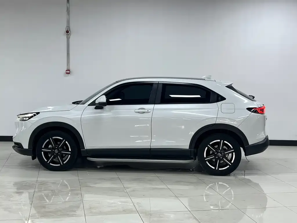 Honda Vezel 2023 из CN, фото 2