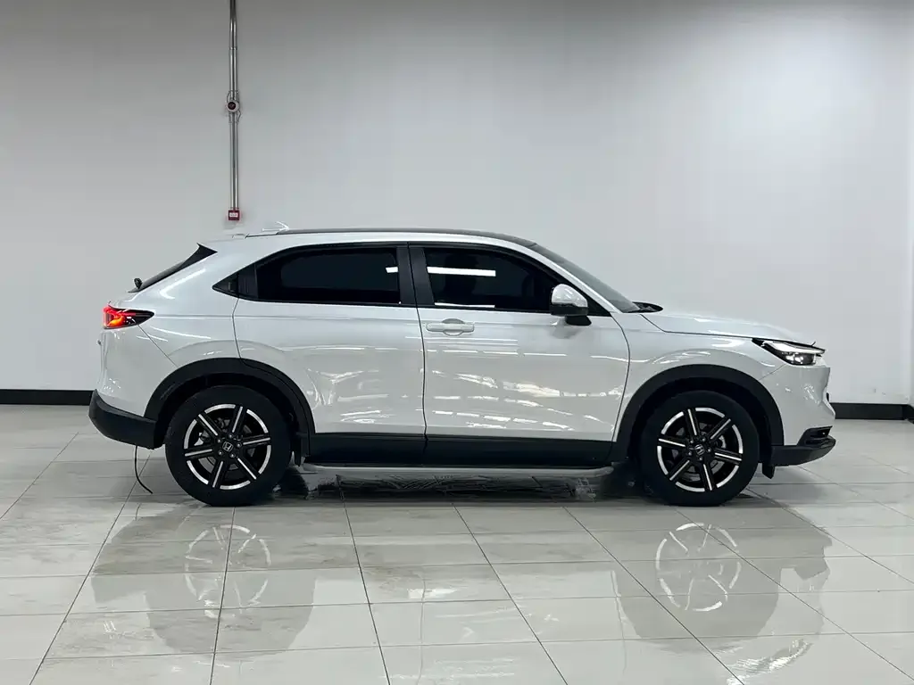 Honda Vezel 2023 из CN, фото 3