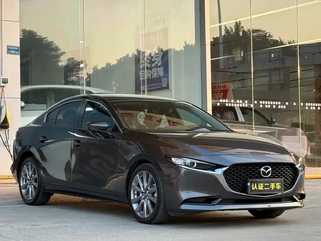 Mazda 3 Axela 2021 из CN, фото 3