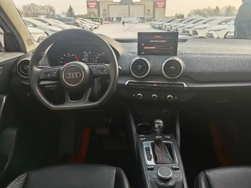 Audi Q2L 2022 из CN, фото 8