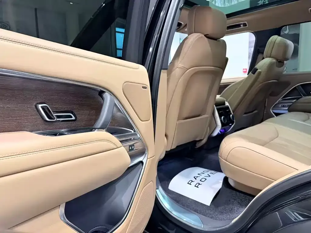 Land Rover Range Rover 2023 из CN, фото 10