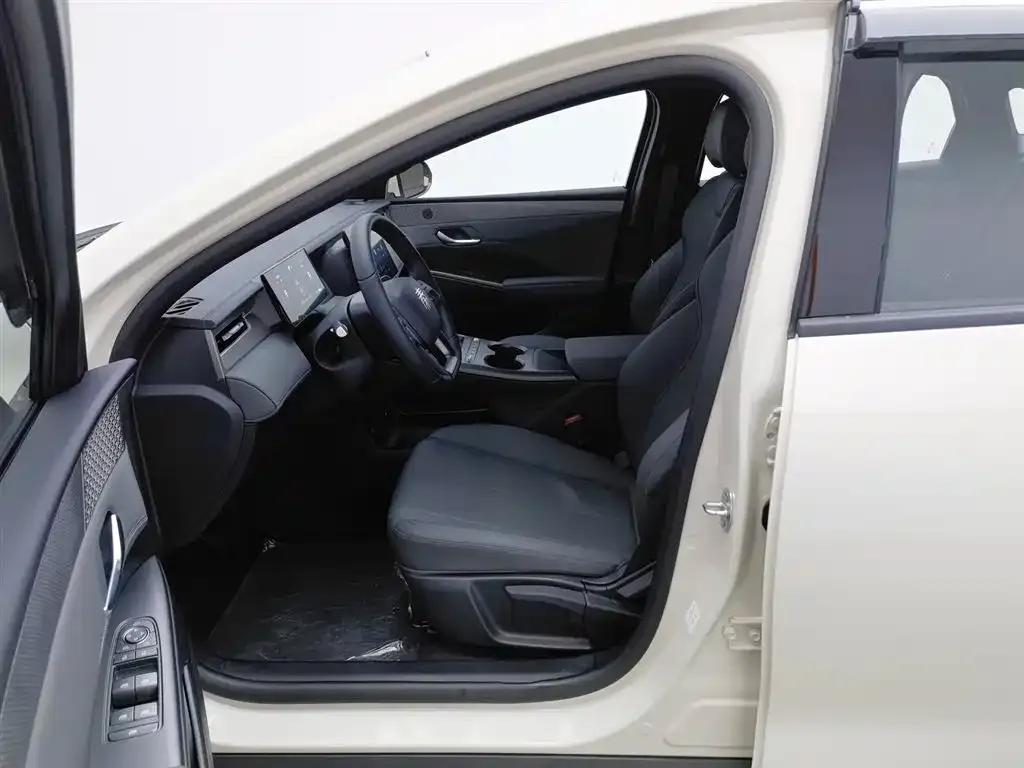 BYD Qin PLUS 2025 из CN, фото 4