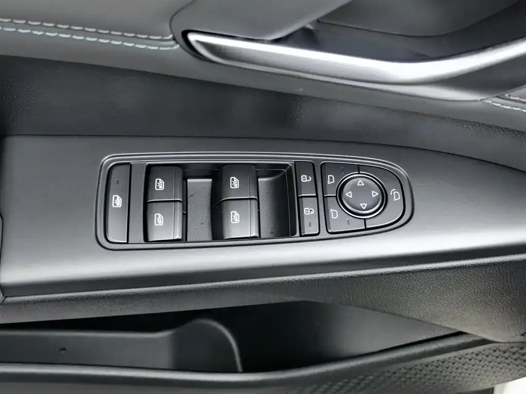 BYD Qin PLUS 2025 из CN, фото 5