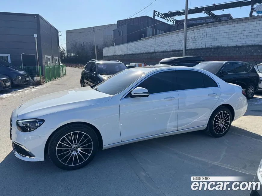 Mercedes-Benz E-Class 2023 из KR, фото 4