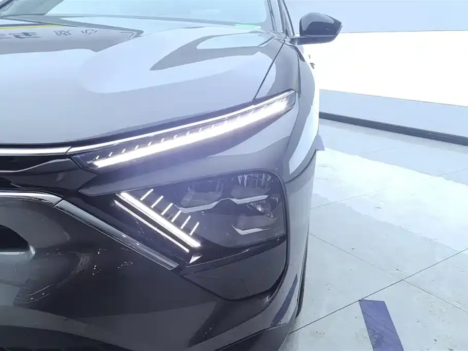 Citroen C5 X 2022 из CN, фото 2